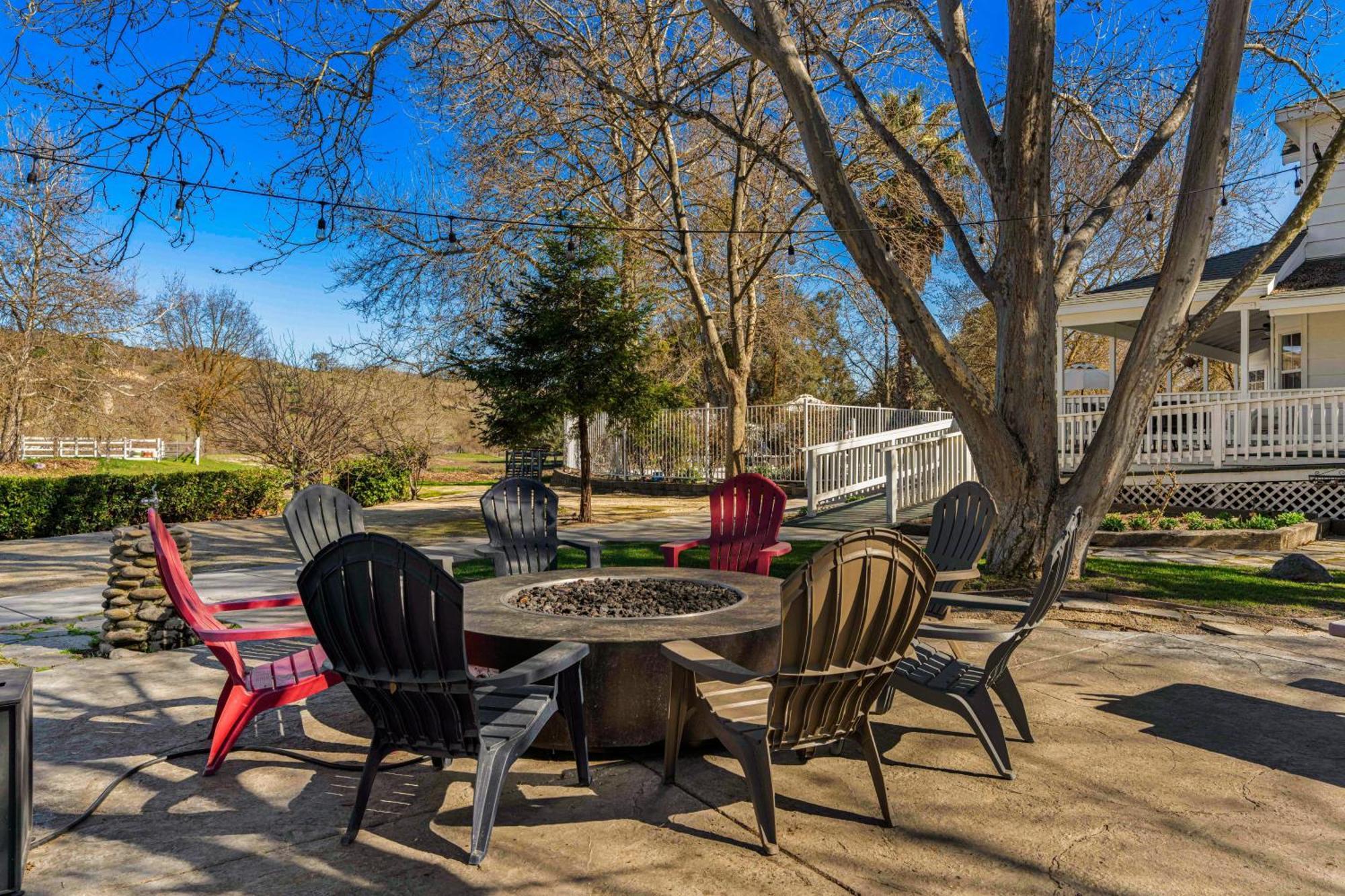 Victorian Manor In Paso Robles Wine Country Pool Hot Tub Firepit Tennis Court Sleeps 28 Exterior foto